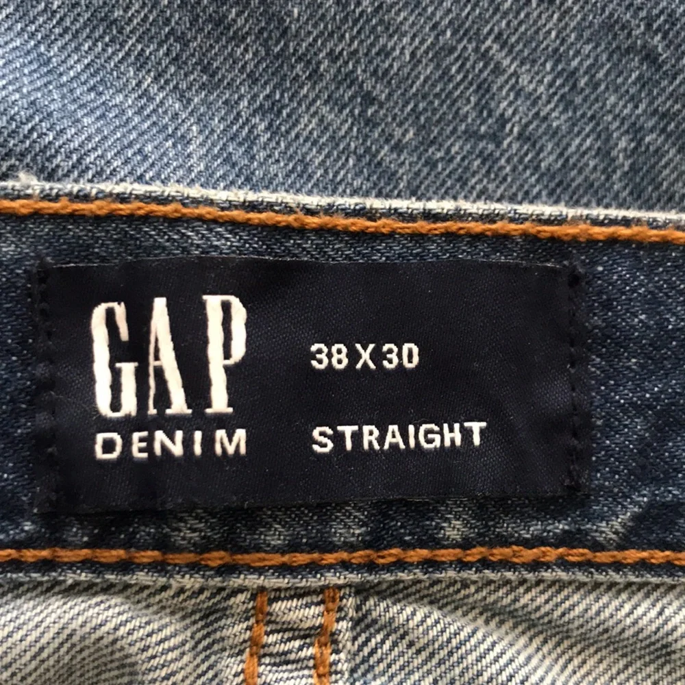 GAP mens medium